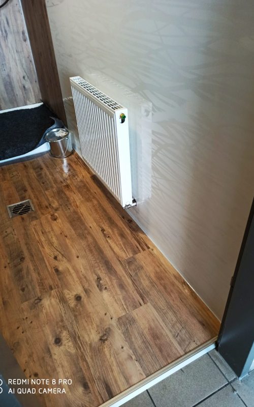 Wand-und Bodenpaneele von IHS Berlin